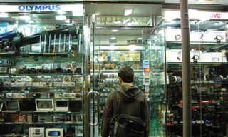 Mua 2 lọ thuốc ho bị 'chém' gần 150 triệu đồng