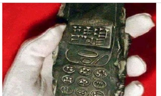Thực hư vụ phát hiện 'điện thoại di động' 800 năm tuổi