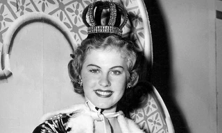 Ngắm những nhan sắc trong lịch sử Hoa hậu Hoàn vũ