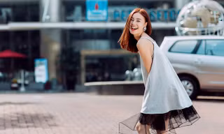 Lan Ngọc: 'Bố mẹ tôi không buồn vì con gái chưa lấy chồng'