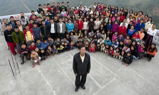 Người đàn ông sống hạnh phúc bên 39 vợ và gần 100 con