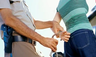 Nữ trinh sát làm “gái gọi” tiếp cận trùm bảo kê