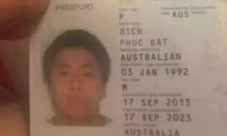 Hộ chiếu được làm giả 
