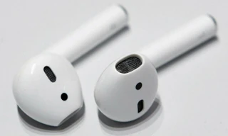 Tai nghe không dây của iPhone 7 có thể gây hại sức khỏe