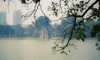 Miền Bắc có mưa dông, miền Nam nóng cục bộ