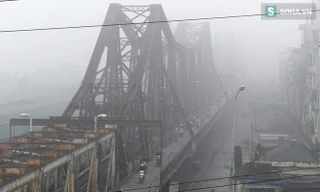 Sương mù bao trùm miền Bắc, trưa chiều giảm mây hửng nắng