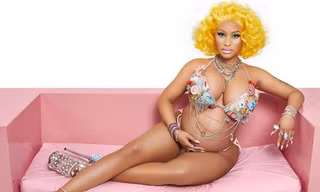 Nicki Minaj gây bão Instagram với hình ảnh bà bầu sang chảnh, thu về hơn 20 triệu like