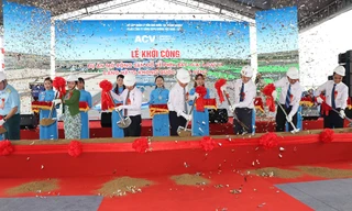 Khởi công dự án mở rộng sân đỗ máy bay tại Cảng HKQT Đà Nẵng - ảnh S.N 