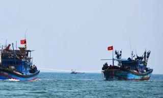 Tàu cá Quảng Ngãi cứu sống 32 ngư dân Trung Quốc