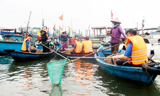 Đợt này, tuổi trẻ Bình Định đã thu gom vận chuyển tiêu hủy gần 100 m3 rác thải. Ảnh: Tr.Định