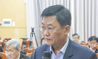 Không về tỉnh, con lãnh đạo bị thu hồi gấp đôi kinh phí hỗ trợ du học