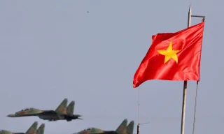 Một ngày hợp luyện đội hình của trực thăng, Yak-130 và Su-30MK2