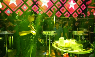 Bắt chủ quán bar Paris Night Club ở Bình Thuận