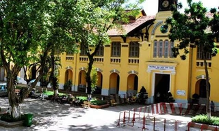 Sinh viên Sư phạm phải thi tốt nghiệp trực tuyến để kịp đợt tuyển dụng giáo viên