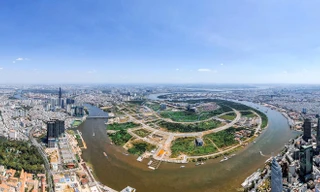 Được kỳ vọng đẹp và hiện đại nhất Đông Nam Á, nhưng sau 25 năm phê duyệt đến nay Khu đô thị mới Thủ Thiêm phát triển chưa như mong muốn do để xảy ra nhiều vi phạm.