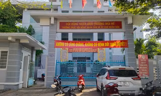 Một chủ tịch phường ở Bình Thuận bị đình chỉ công tác