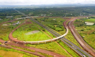 Cao tốc Dầu Giây - Phan Thiết: Báo cáo rất ổn, hiện trường ngổn ngang