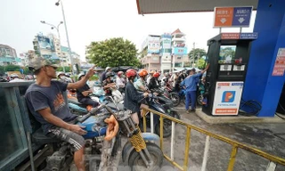 Biến động thị trường liên tục, 'sức khỏe' của ông lớn xăng dầu ra sao?