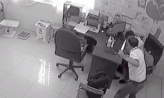 Tạm giữ bác sĩ đâm đồng nghiệp tại phòng khám ở Đồng Nai