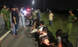 Hàng chục người mang hung khí từ Đồng Nai qua Bình Thuận để giải quyết mâu thuẫn làm ăn