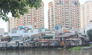 TPHCM: Di dời nhà trên và ven kênh rạch chậm vì...thiếu tiền