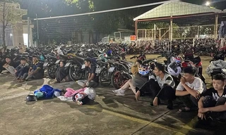 Công an vây bắt hàng chục quái xế đua xe, gây rối