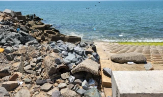 Cận cảnh bờ kè làm sai chủ trương của Thủ tướng khiến Phó giám đốc Sở ở Bình Thuận bị kỷ luật