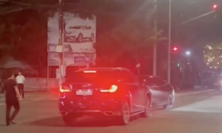 Xác minh vụ xe Lexus liên tục tông trực diện vào xe 4 chỗ ở TP. Bà Rịa