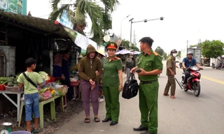 Người phụ nữ thực hiện hàng chục vụ cướp giật vé số