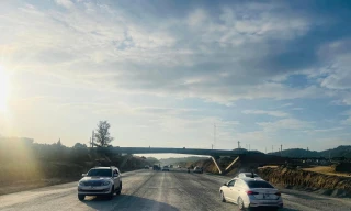 Người dân tự... thông xe cao tốc Dầu Giây - Phan Thiết