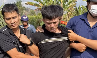 Một công an xã bị thương khi bắt đối tượng tàng trữ ma túy