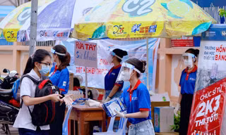 Hàng loạt trường đại học phải tổ chức thi năng khiếu online vì dịch COVID-19