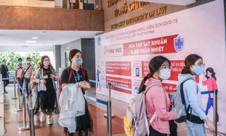 Ra khỏi TP. HCM dịp lễ, sinh viên phải khai báo y tế khi quay lại giảng đường