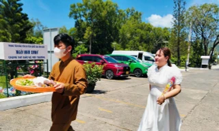 Du lịch Côn Đảo nói không với cúng, đốt vàng mã