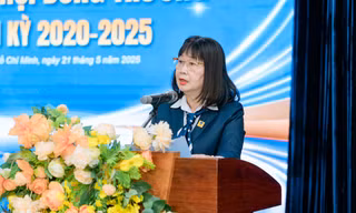 TS Nguyễn Mai Lan tái đắc cử Chủ tịch Hội đồng trường ĐH Nguyễn Tất Thành