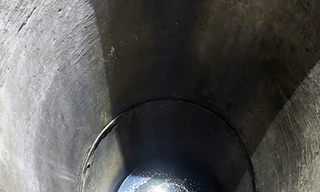 Phát hiện người đàn ông tử vong dưới giếng nước