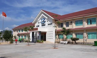 Tin mới vụ trưởng khoa bệnh viện bị cách chức vì không chấp hành lệnh điều động chống dịch