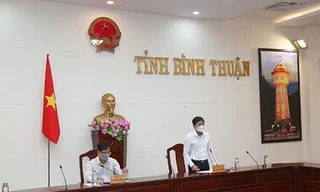 Bí thư Tỉnh ủy Dương Văn An và Chủ tịch UBND tỉnh Bình Thuận Lê Tuấn Phong trong cuộc họp ngày 26/6.