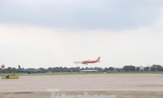 Thanh tra việc xây dựng đường cất, hạ cánh, đường lăn sân bay Tân Sơn Nhất