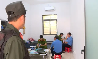 Phát hiện 10 tỷ đồng ‘chảy’ qua tài khoản của cán bộ thanh tra Sở GTVT và người thân