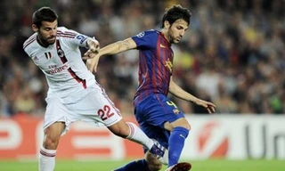 Milan buộc Barcelona phải chia điểm tại Nou Camp
