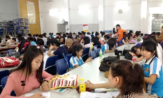 Sinh viên trốn nóng