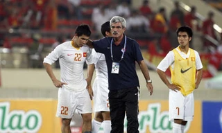 Làm HLV tuyển Việt Nam như ‘chăm con mọn’