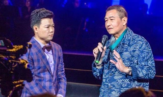 Họa sĩ Lê Thiết Cương phụ trách phần nhìn cho đêm nhạc của Vũ Thắng Lợi 