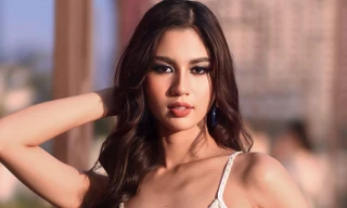 Thí sinh Hoa hậu Hoàn vũ Philippines lộ nhược điểm với áo tắm 