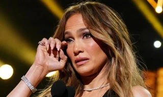 Jennifer Lopez nói về Ben Affleck: 'Nỗi đau ly hôn giết chết tôi'