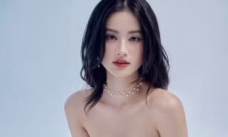 Ý Nhi phản bác