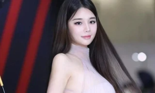 Thí sinh hoa hậu có vòng một 100 cm gây chú ý