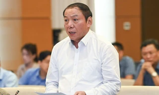 'Mấy cô ca sĩ Hàn Quốc sang Việt Nam diễn vài đêm bằng một doanh nghiệp làm nhiều tháng'