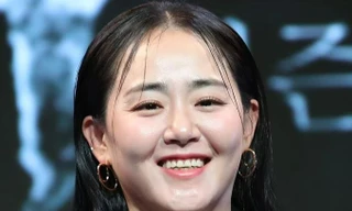 Em gái quốc dân Moon Geun Young phát tướng